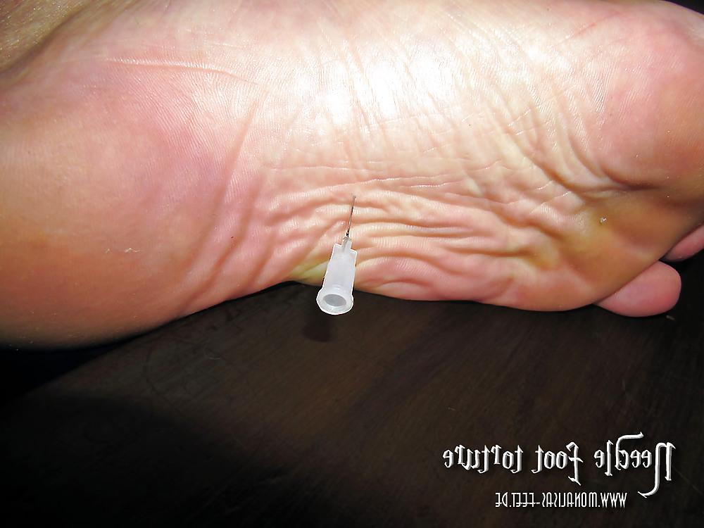 8P Torture feet