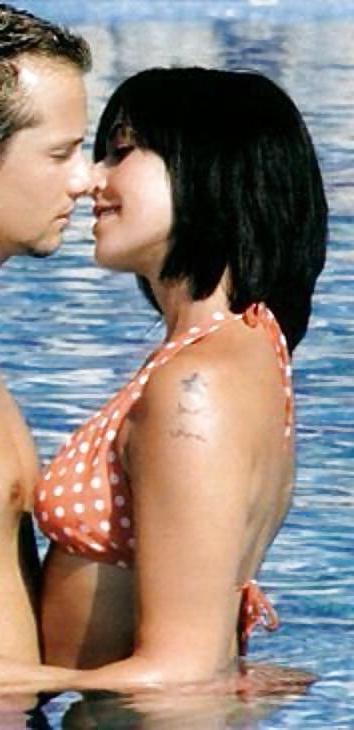 25P Kym Marsh UK Babe 1 (Topless, Pokies, Bikini)