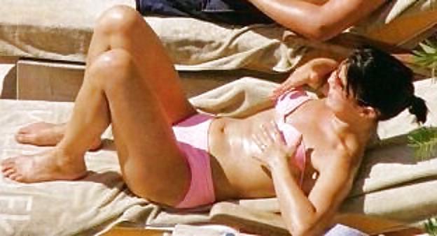 25P Kym Marsh UK Babe 1 (Topless, Pokies, Bikini)