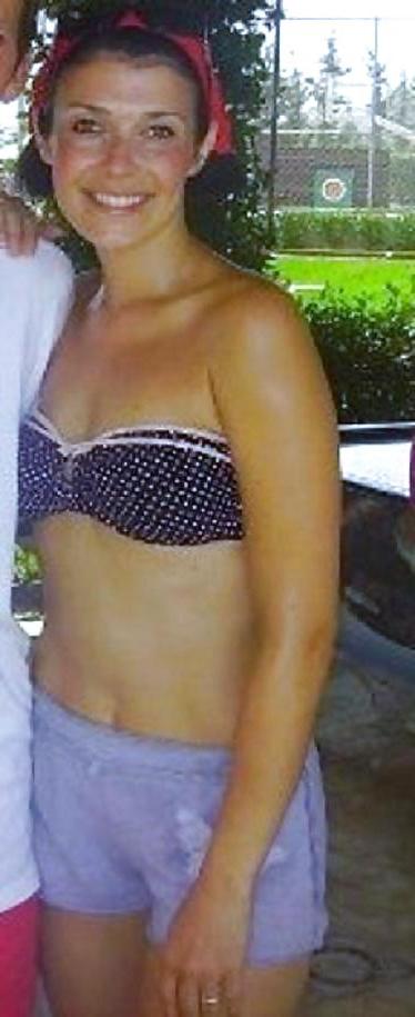 25P Kym Marsh UK Babe 1 (Topless, Pokies, Bikini)