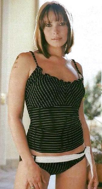 25P Kym Marsh UK Babe 1 (Topless, Pokies, Bikini)