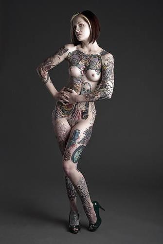 25P HORNY NAKED PUNK & GOTH I