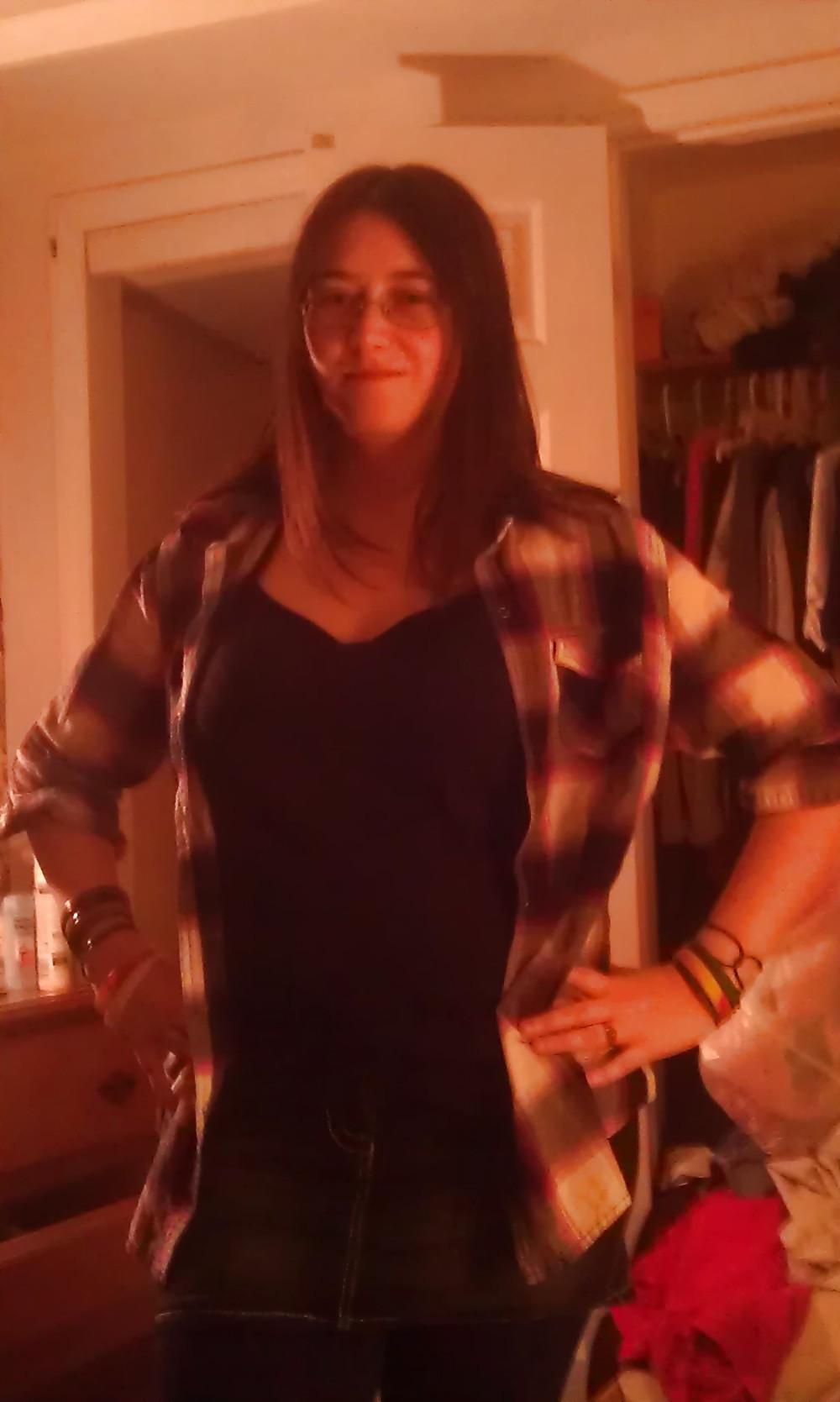 25P Big tit Ashlee models for you (glasses, cute, young)