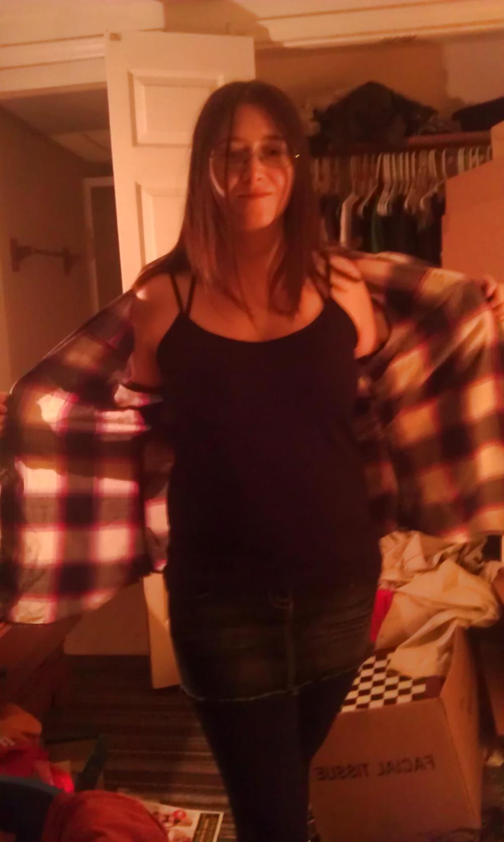 25P Big tit Ashlee models for you (glasses, cute, young)