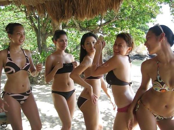 6P Bitch at the beach