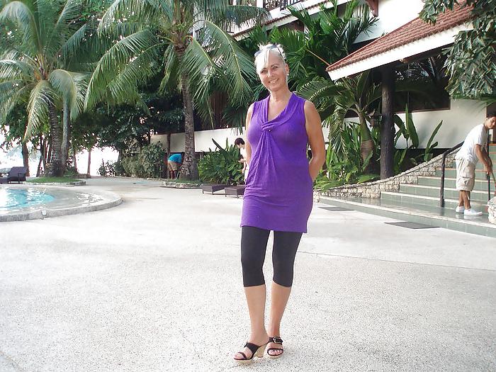 14P Sexy mature bitch Jacqueline from facebook