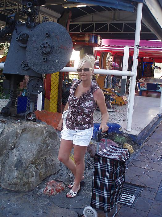 14P Sexy mature bitch Jacqueline from facebook