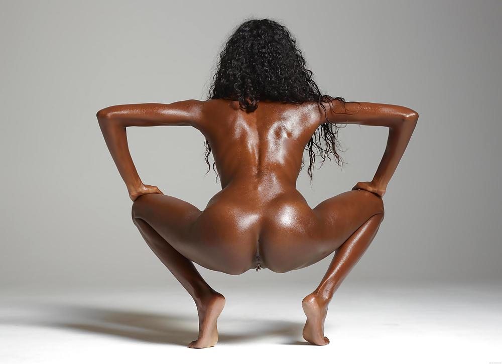 24P Stunning ebony goddess 