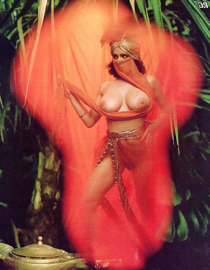 25P Busty retro Queen - Adrian Gill
