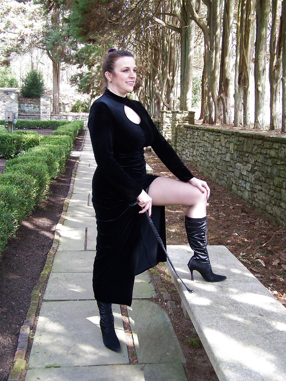 25P Hotlegs-chubby mature8