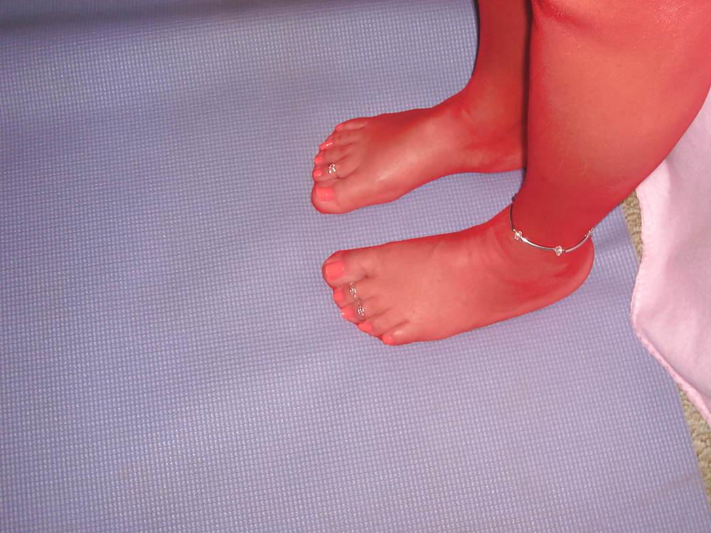 17P Sexy Nylon Feet Toes