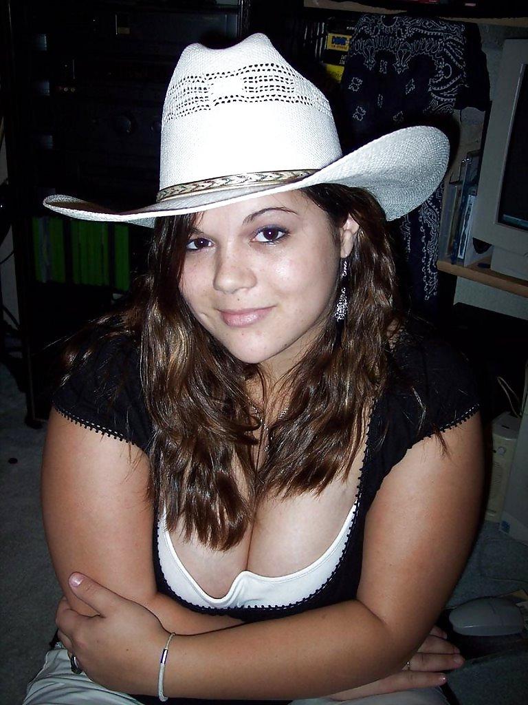 25P Chubby Girls 3