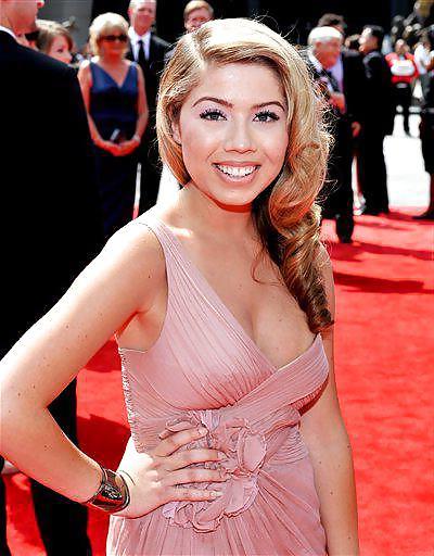 15P Jennette McCurdy sexy bitch