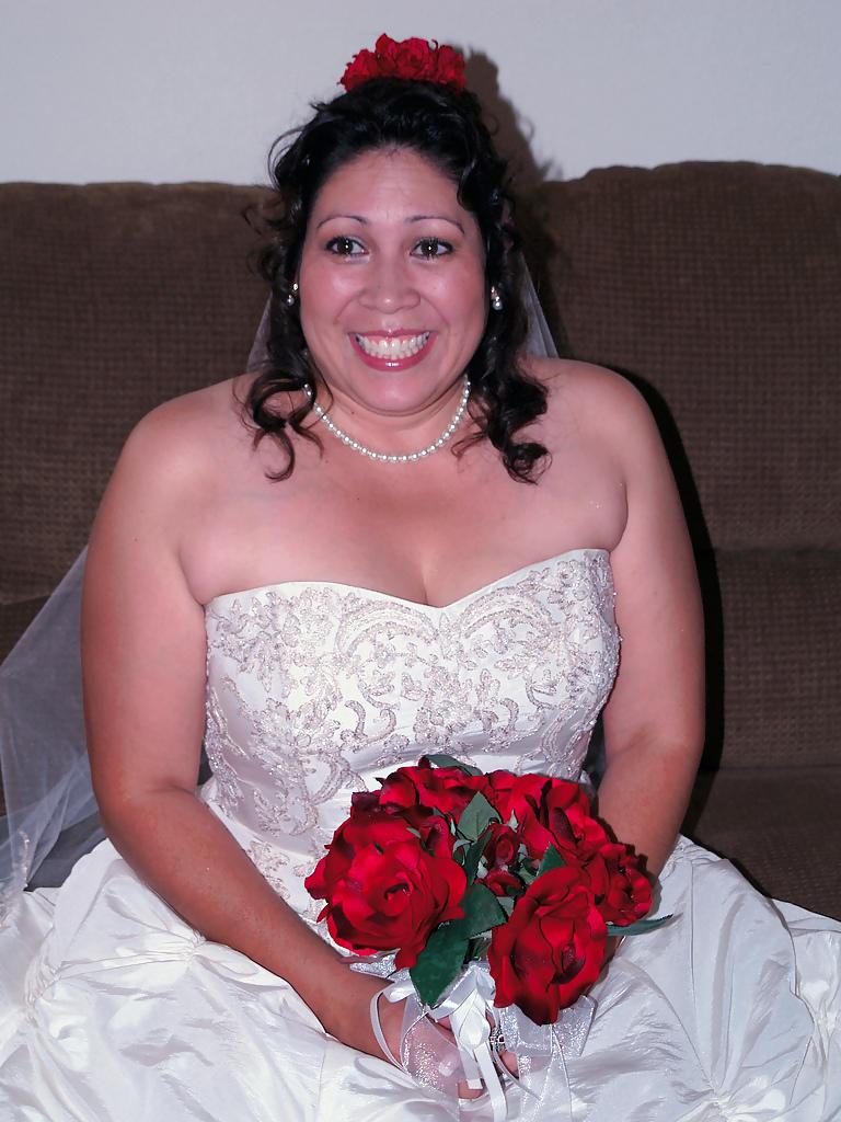 21P Sexy Slut Bride