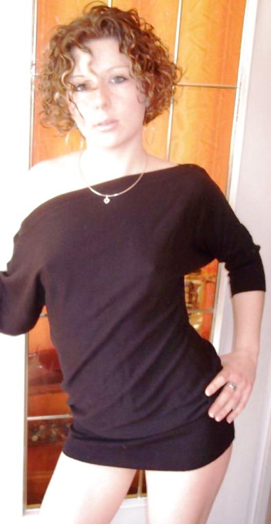 5P Private Pics of a French cute horny teen girl with tiny tits