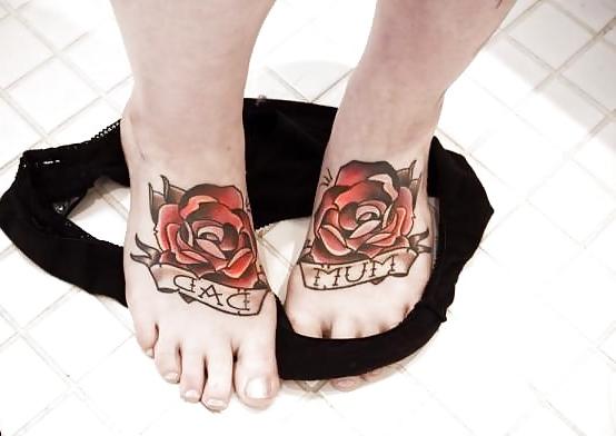 25P Sexy Tattooed Feet (mixed)