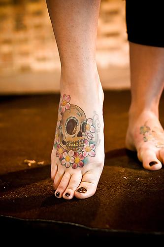 25P Sexy Tattooed Feet (mixed)
