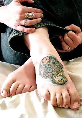 25P Sexy Tattooed Feet (mixed)
