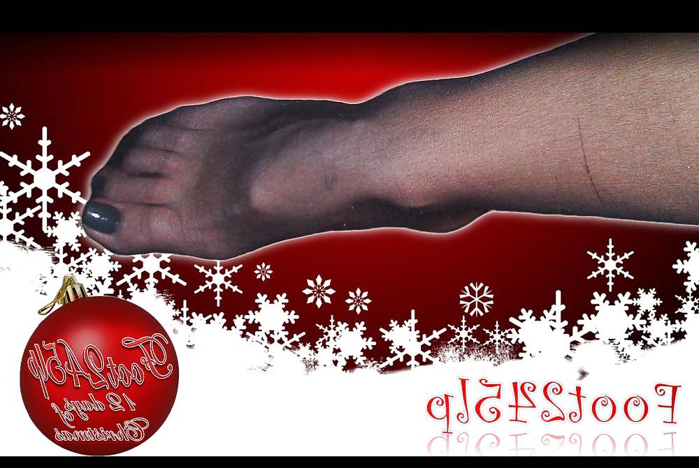 8P Holiday Legs and Feet