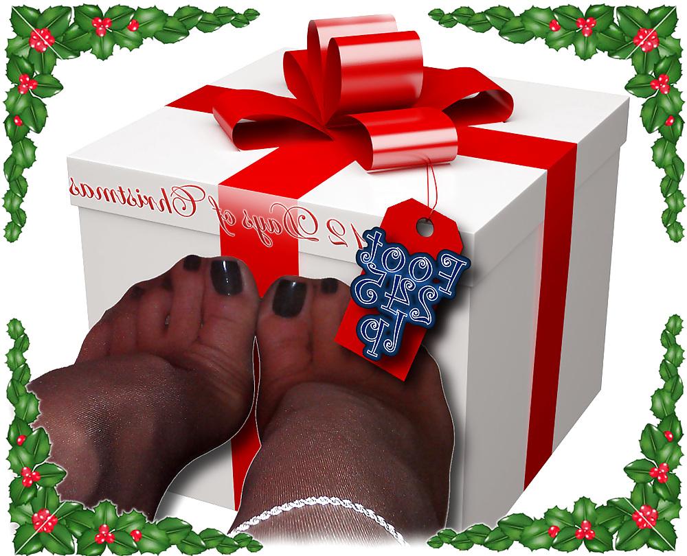 8P Holiday Legs and Feet