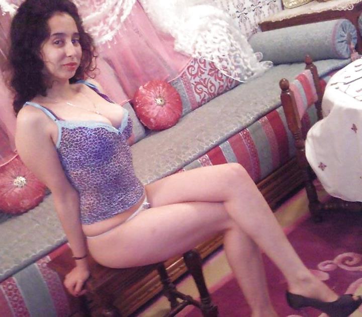 25P My fav bitch 4 jerk off & cumshot,plz dirty comment