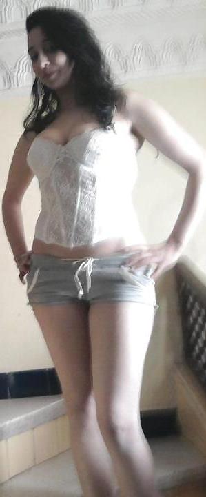 25P My fav bitch 4 jerk off & cumshot,plz dirty comment