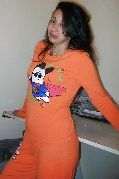 25P My fav bitch 4 jerk off & cumshot,plz dirty comment