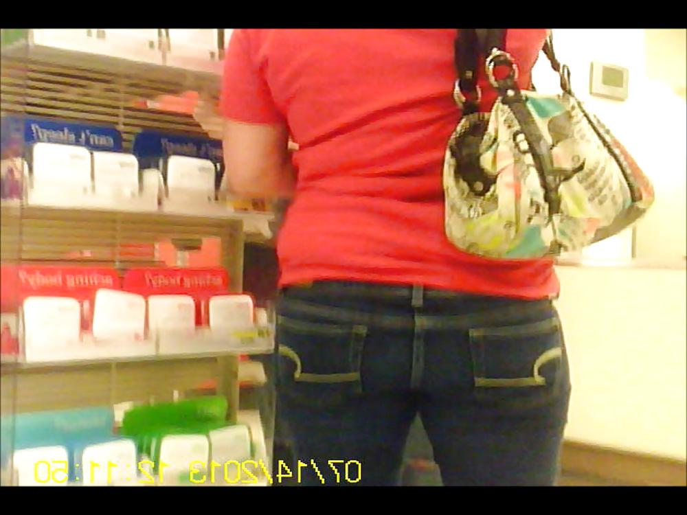 24P Two Chunky Chicks at Pharmacy