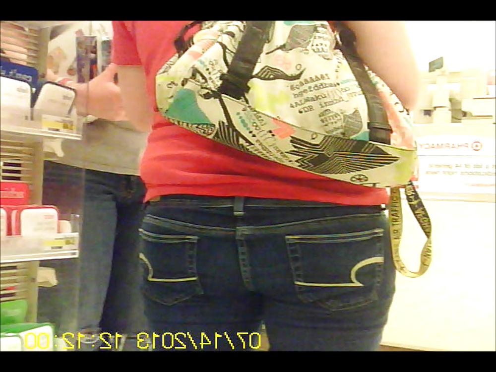 24P Two Chunky Chicks at Pharmacy