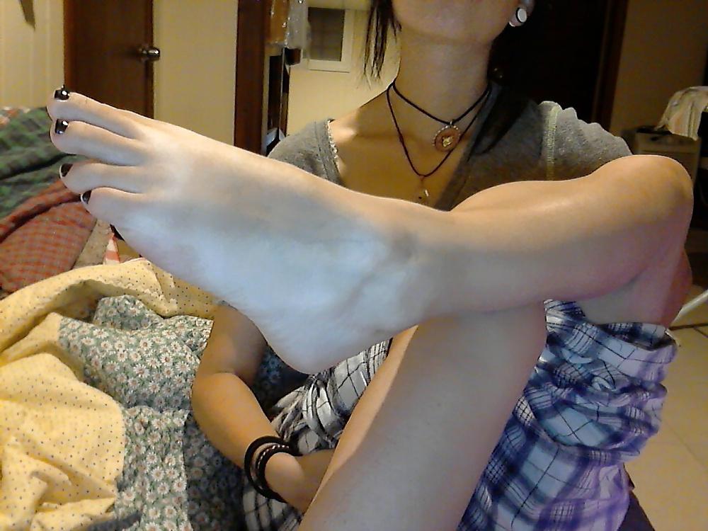 15P Teen Feet 7