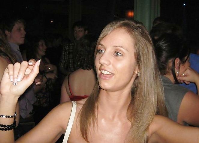 25P Would u fuck this chick?  (nasty comments allowed)