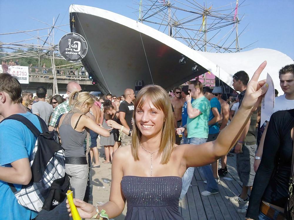 25P Would u fuck this chick?  (nasty comments allowed)