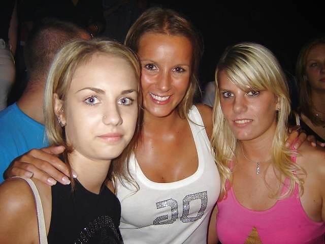 25P Would u fuck this chick?  (nasty comments allowed)