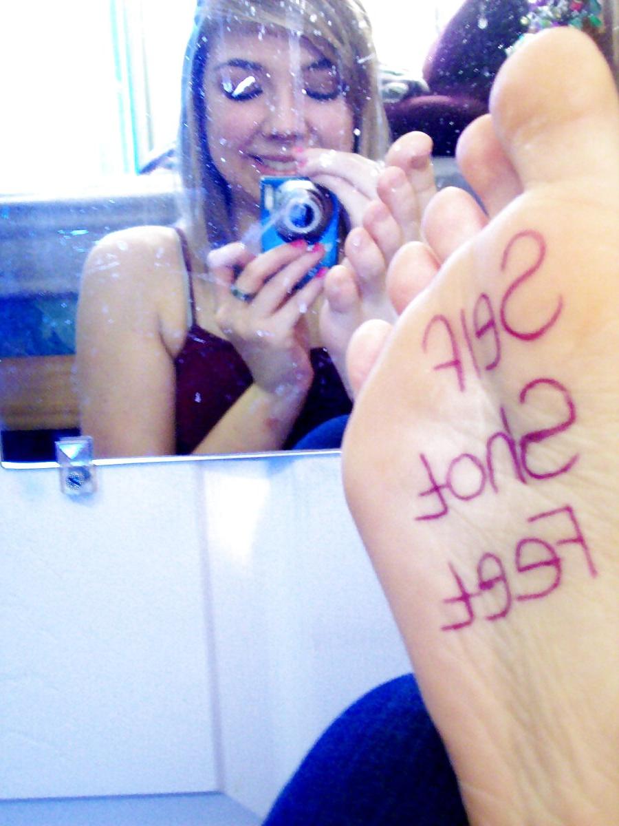 15P Teen Feet 14