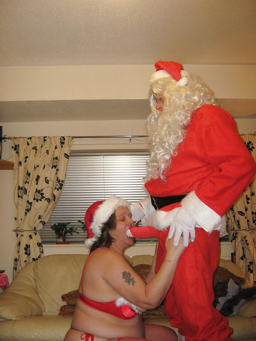 23P Santa  comes to play with me