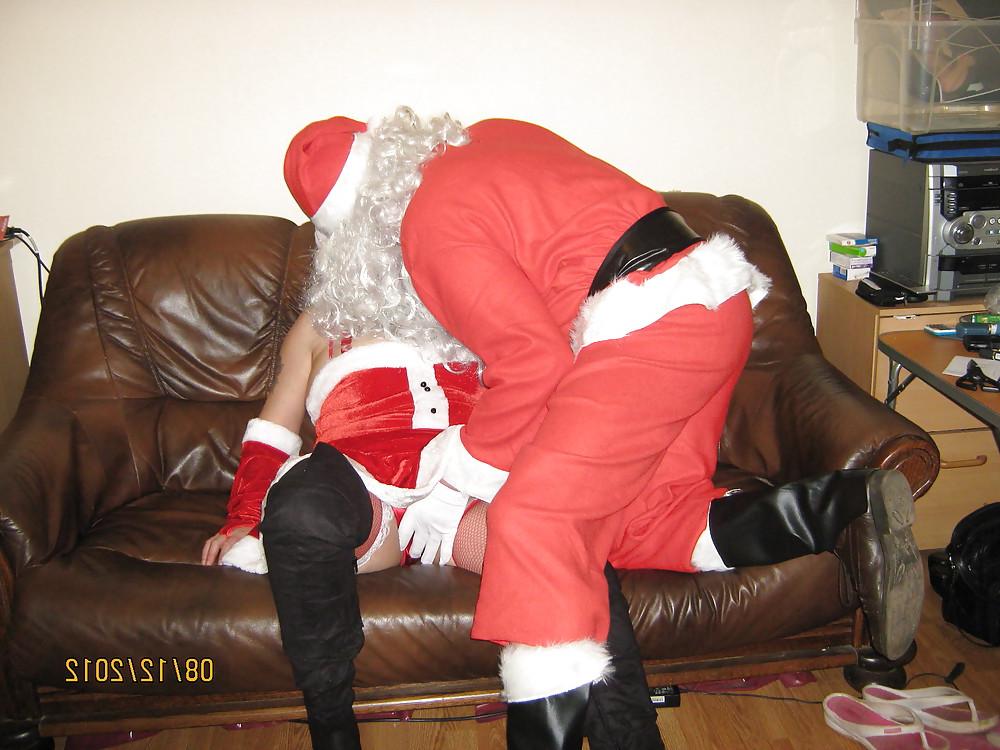 23P Santa  comes to play with me