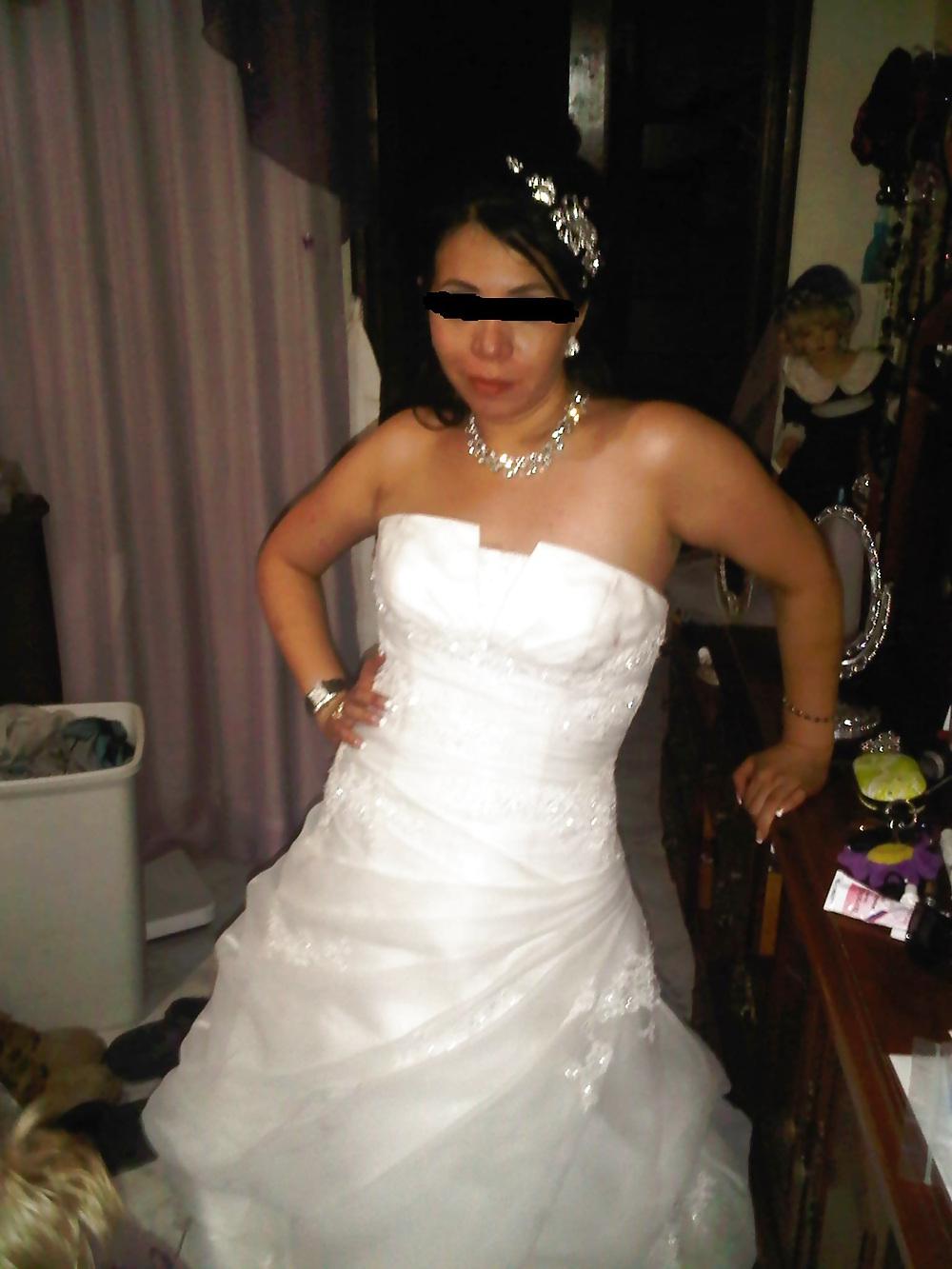 4P Bride latin milf--mujer vestida de novia