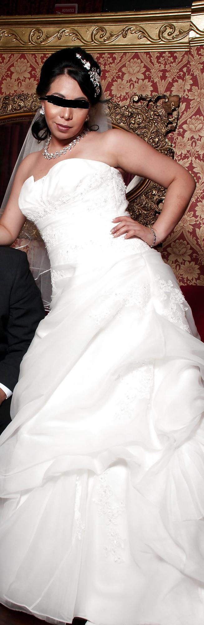 4P Bride latin milf--mujer vestida de novia