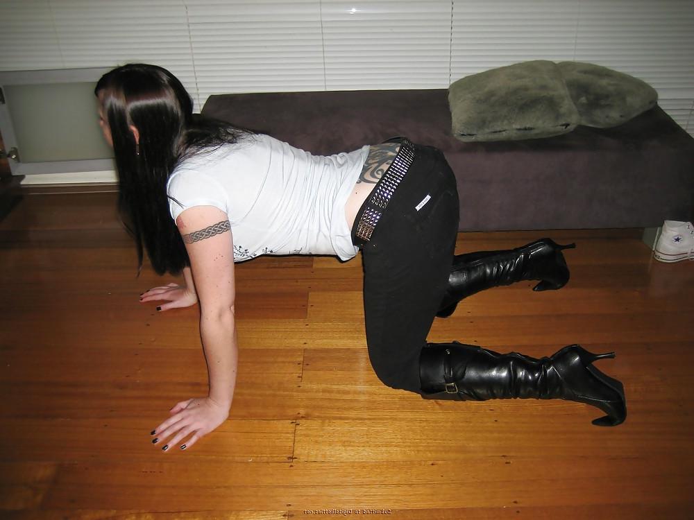 9P Rocker bitch loves to blow
