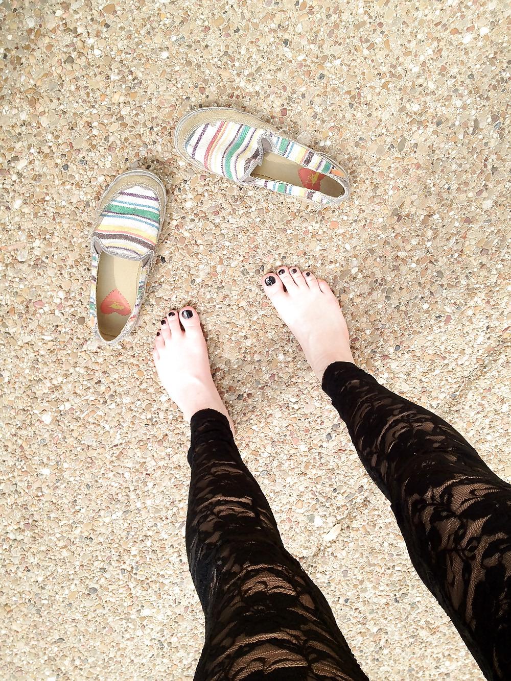 25P Wtf Sexy Teenie Feet reloaded v1.0