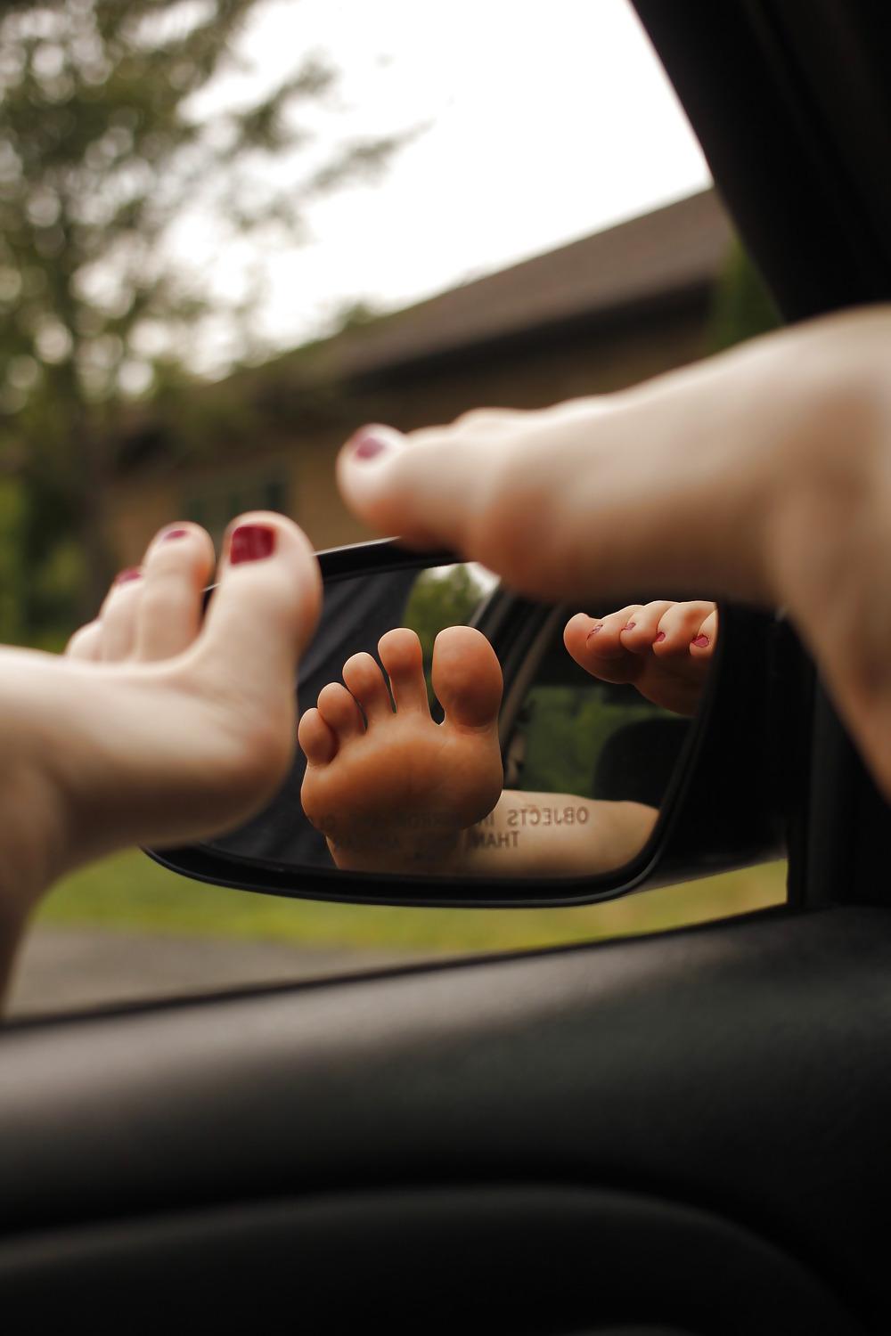 25P Wtf Sexy Teenie Feet reloaded v1.0