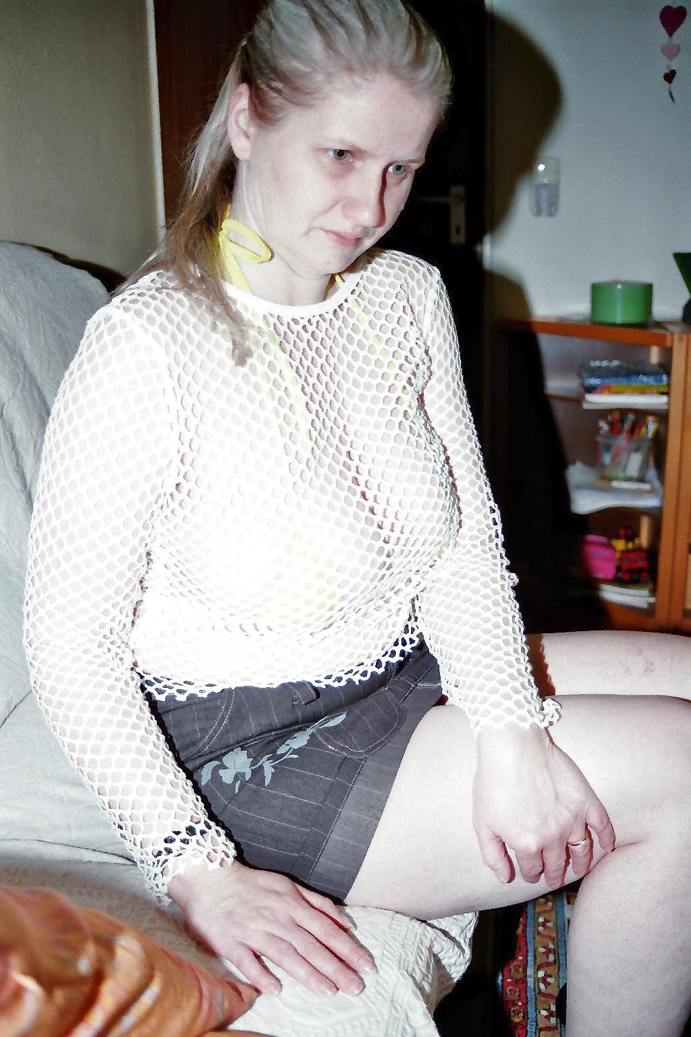 12P ASLUT - Bitch Nice Tits In Yellow Bikini & White Netshirt 1
