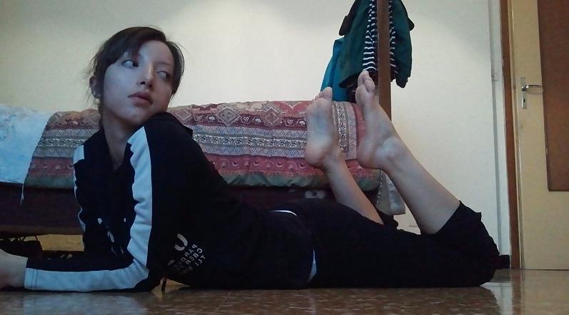 25P Wtf Sexy Teenie Feet reloaded v0.8