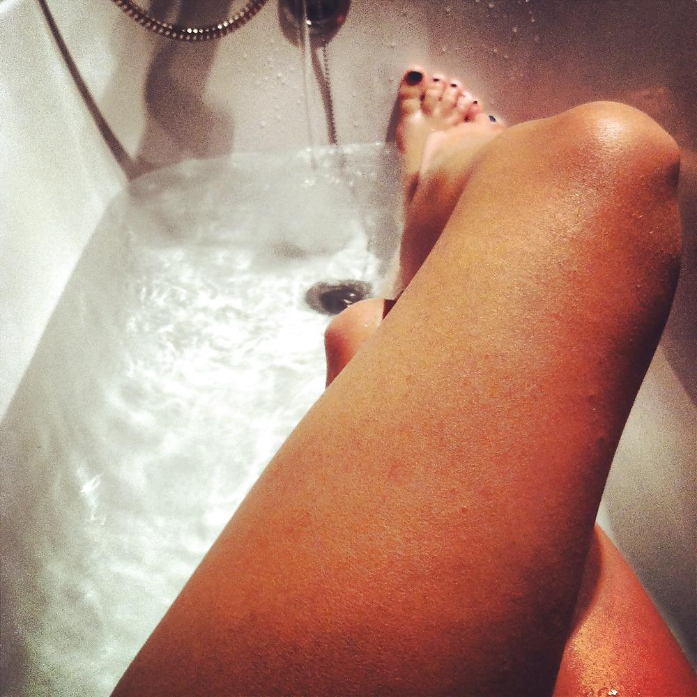 25P Wtf Sexy Teenie Feet reloaded v0.8