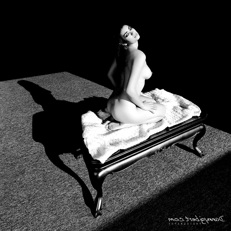 25P Only Erotic Art 