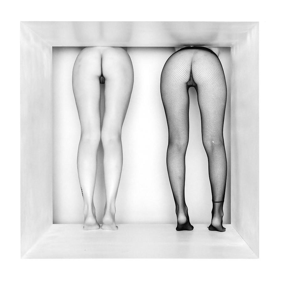 25P Only Erotic Art 
