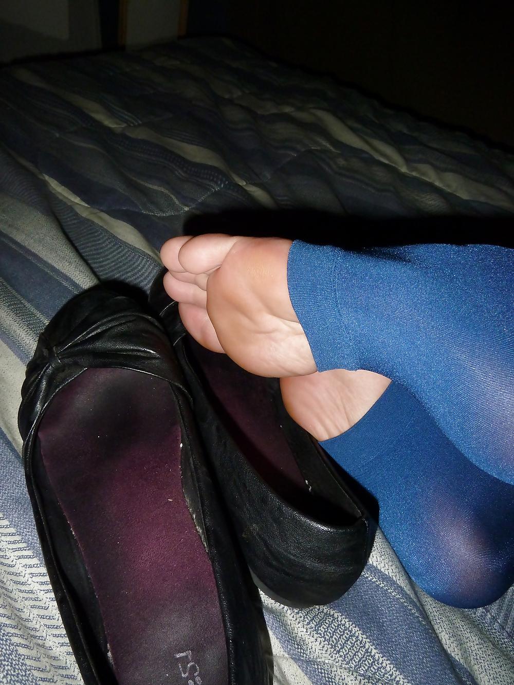 4P Sexy feet and toes