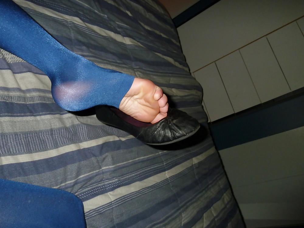 4P Sexy feet and toes