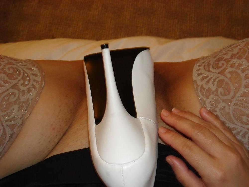 12P Wife's Shoe Play