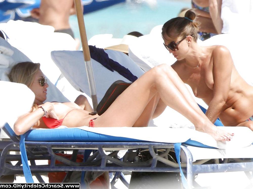 25P Lauren Stoner Topless Bikini Candid Photos